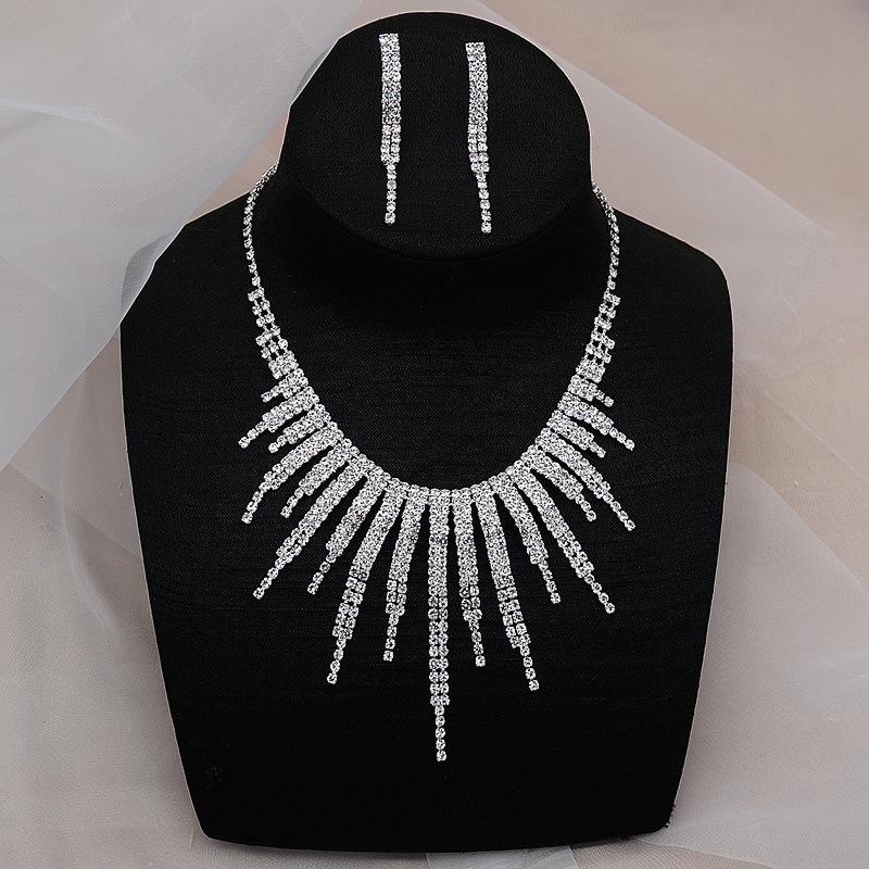 Tednding Fashion Rhinestone Simple Necklace Earrings Fine Jewelry Set for Women