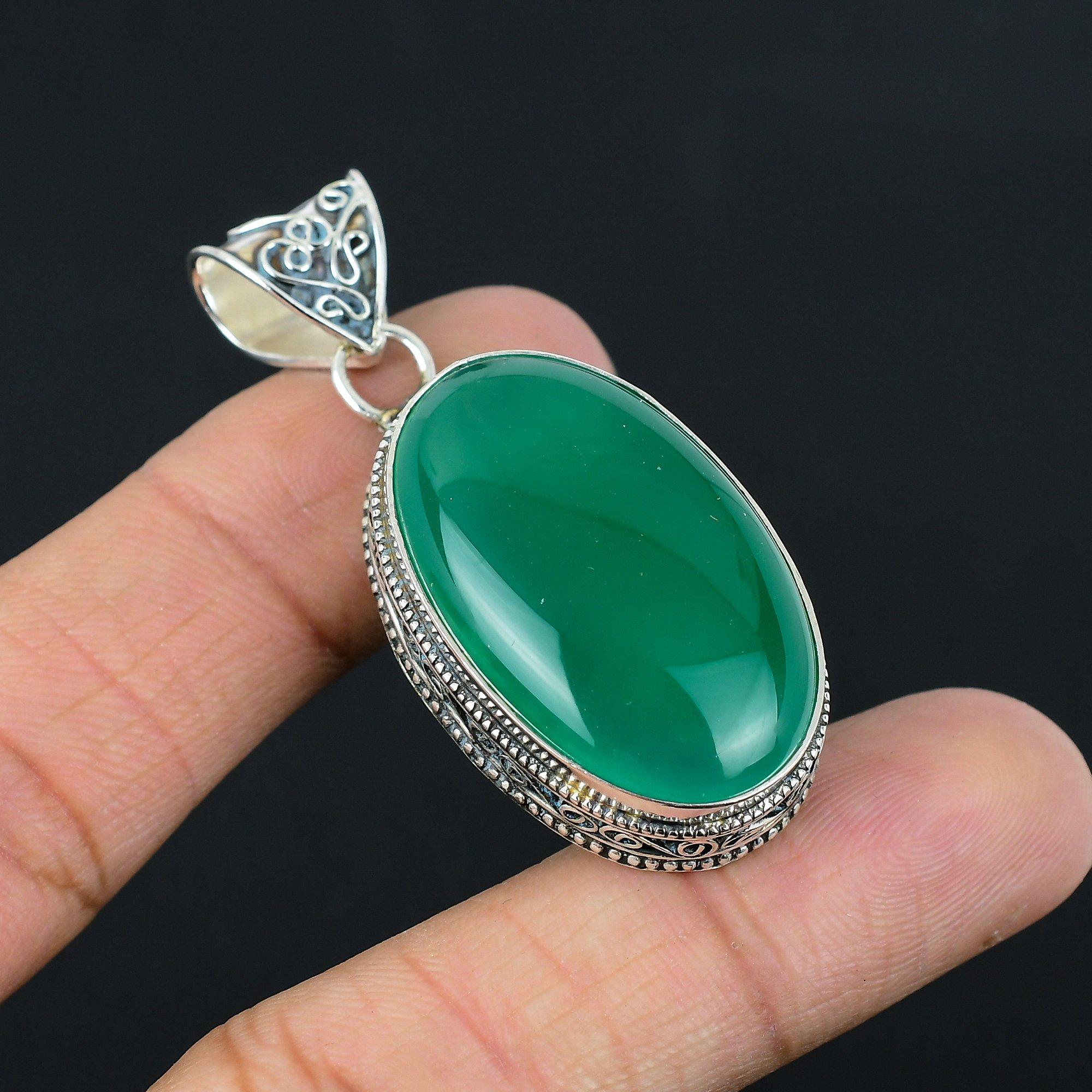 Daughters Day Sale 925 Sterling Silver Natural Green Onyx Ethnic Wife Pendant