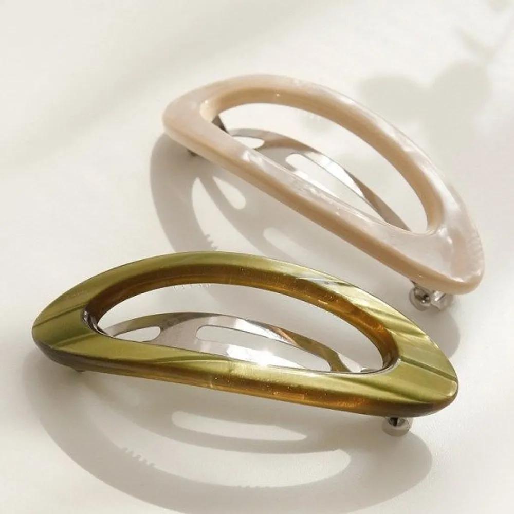 J Lauren Oval Half-Up Marble Automatic Hairpin H0875 Marble Beige