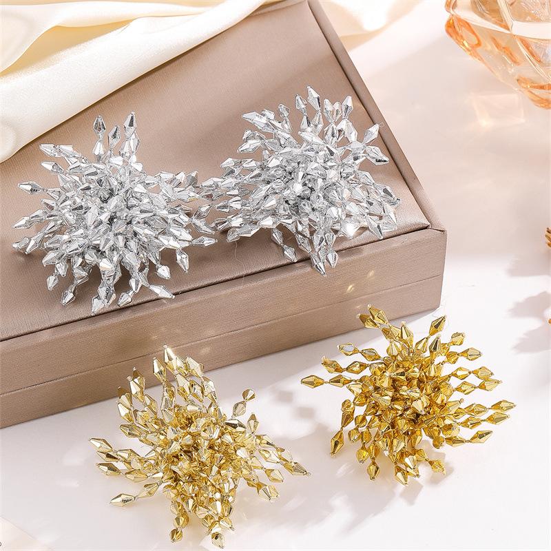 Sectional Flower Stud Earrings - Fashionable and Exaggerated Earrings with A Small-batch, High-end Design - Women's Accessories