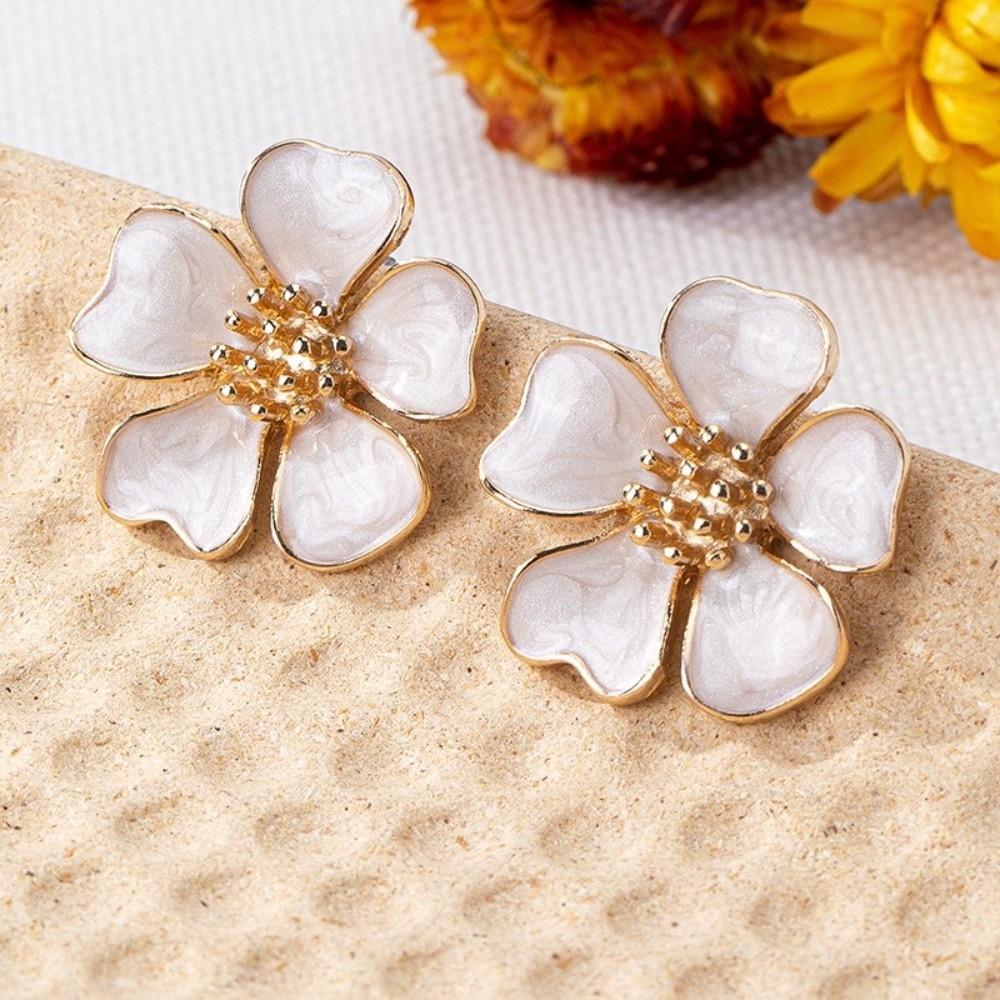 Neue Vintage-Stil Blumenohrringe Tropfglasur Muscheltextur Zarte Ohrringe Boho Chic Handgefertigte Blütenblatt-Ohrringe Tägliches Tragen