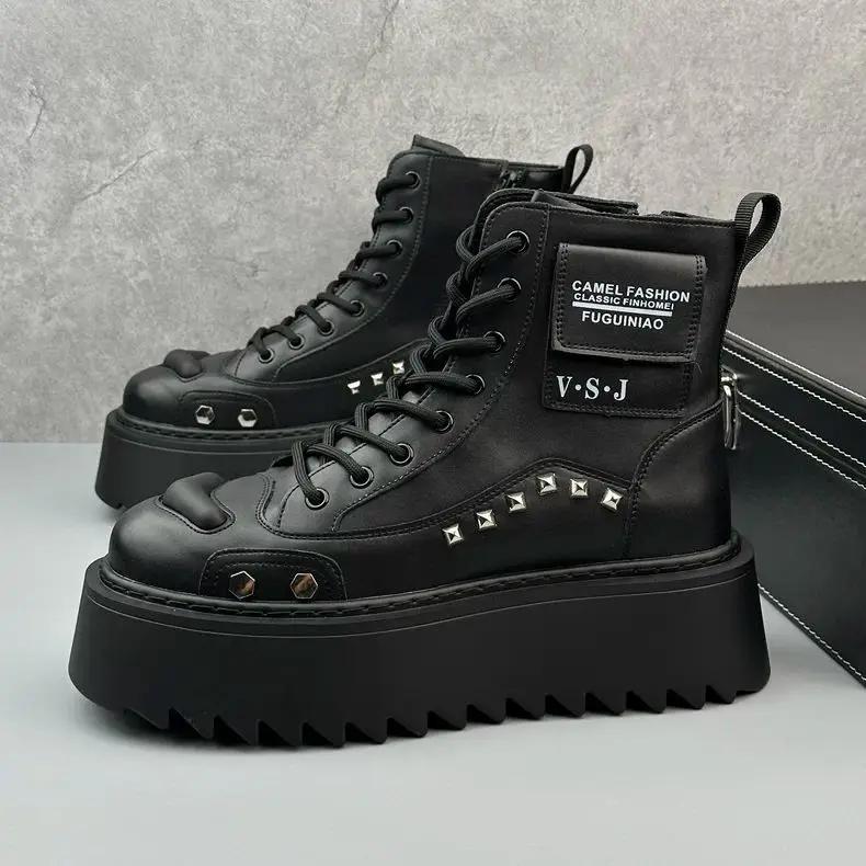 Herrenmode Persönlichkeit Trendige Weiße Workwear Kurze Herbst- und Winter-Explosion Dicksohlige Erhöhende Plateau-Stiefel