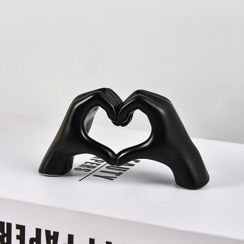 Nordic Minimalist Resin Heart Hand Sculpture For Home Decor Gift For Couples