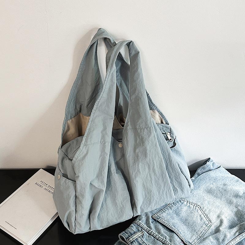 Large-capacity casual and lightweight cloth bag women's new versatile simple shoulder underarm bag commuter tote bag