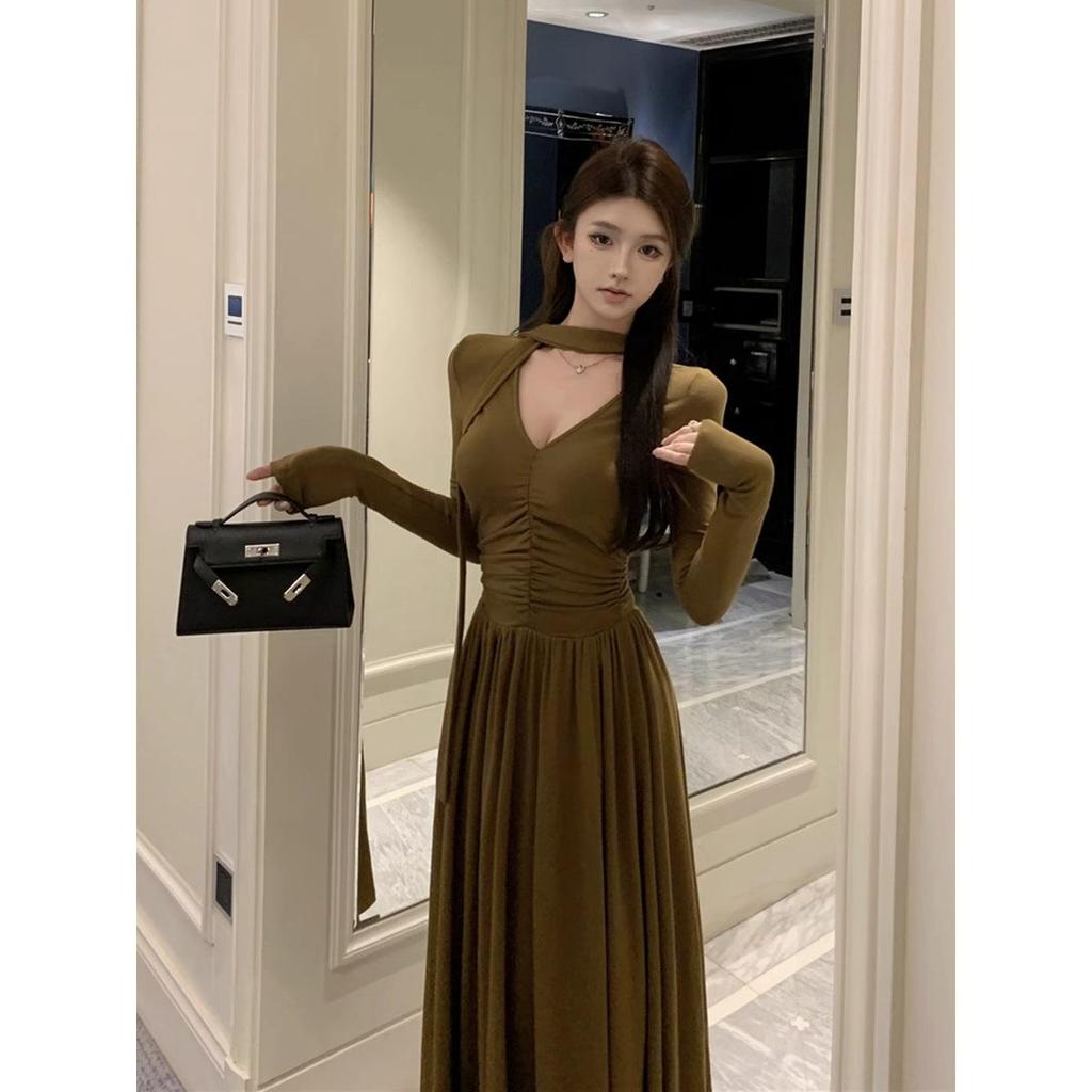 Niche Design Pleated Ribbon A-line Knit Dress – Women's Spring/Autumn Slimming Long Style