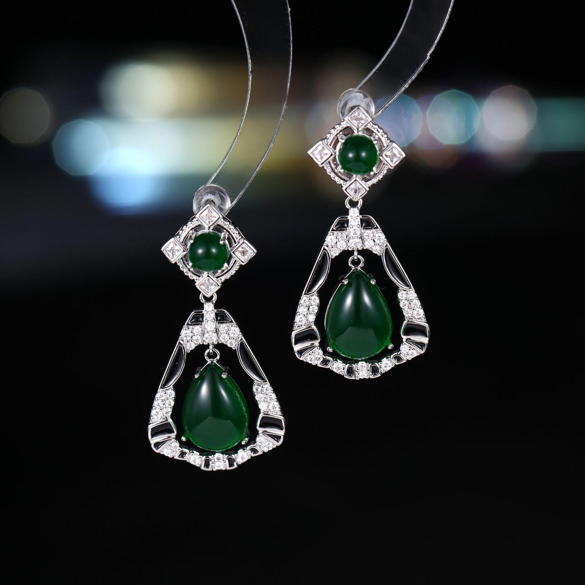 Женские серьги в стиле легкой роскоши, элегантные геометрические серьги-капли, модные и универсальные нишевые серьги