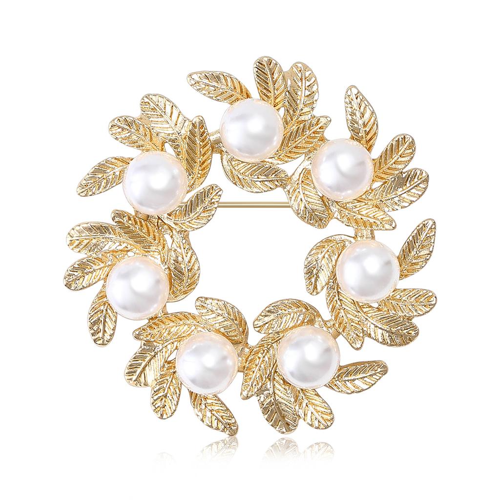 Simulation Pearl Leaf Wreath Brooch for Women Unisex Plant Lapel Pins Party Accessories Valentine's Day Gifts