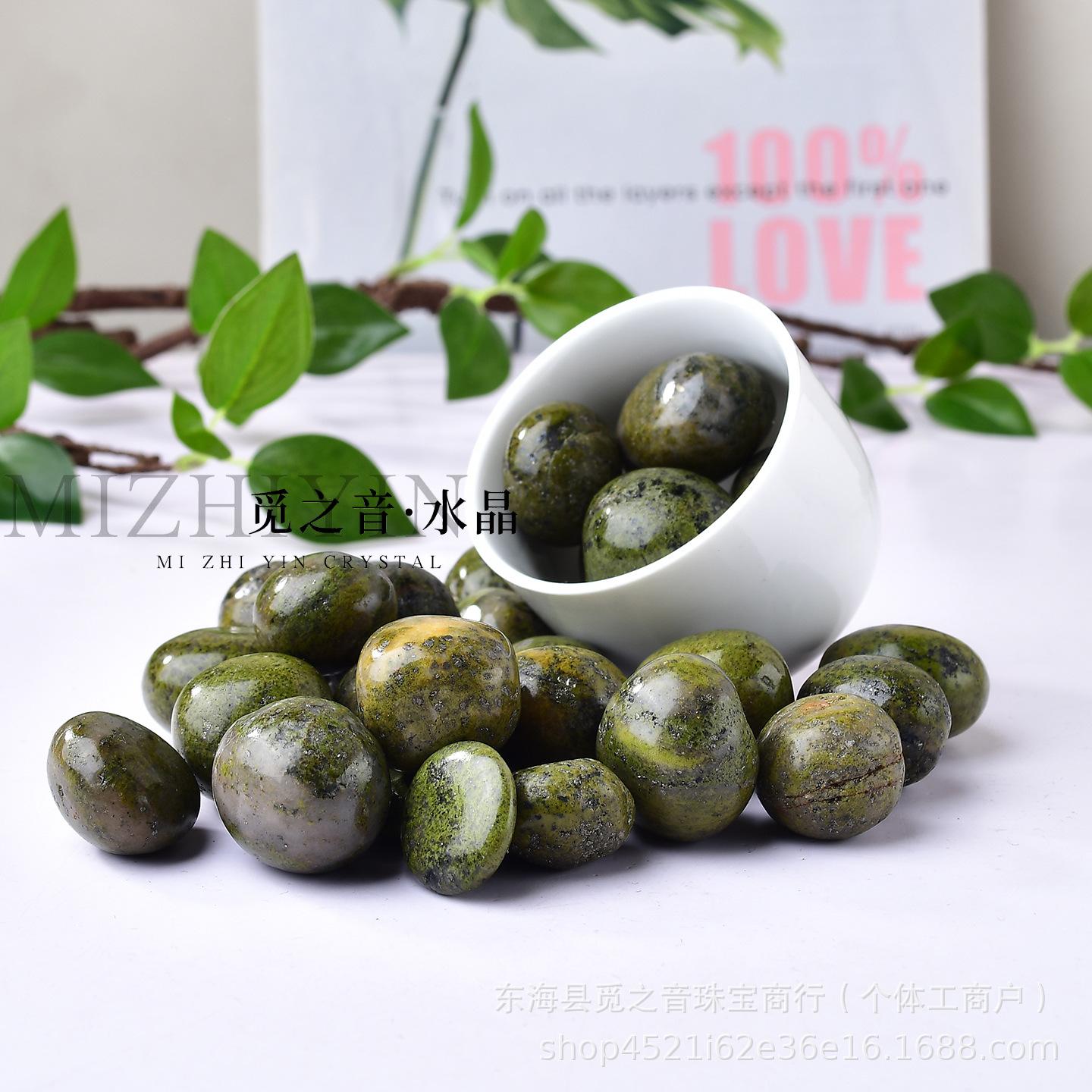 Natural Large Particle Polished Malachite Stones for Kids  Ore Digging and Decoration 2-3cm 100g