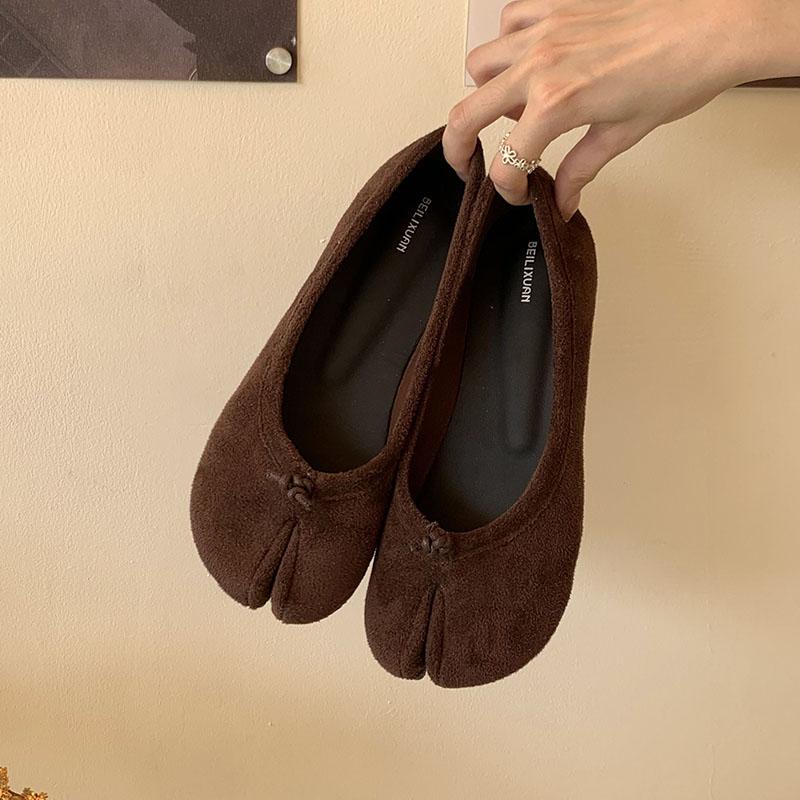 Fashion Strange Toe Fashion Flock Women Flats With Shoes Casual Female Soft Shallow Footwear Slip On Ladies Flats Shoes