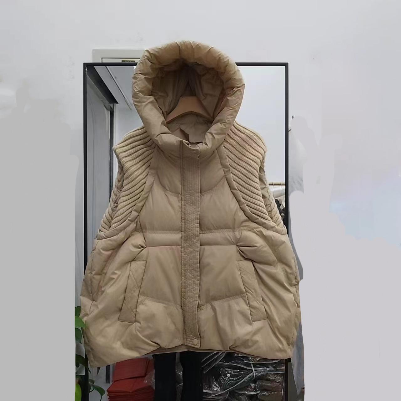 

Женская легкая термокуртка без рукавов на белом утином пуху, универсальная шикарная жилетка с капюшоном и карманами L хаки