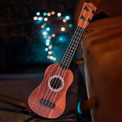 Symulacja 4 struny Sopran Ukulele Regulowana zabawka do wczesnej edukacji dla początkujących