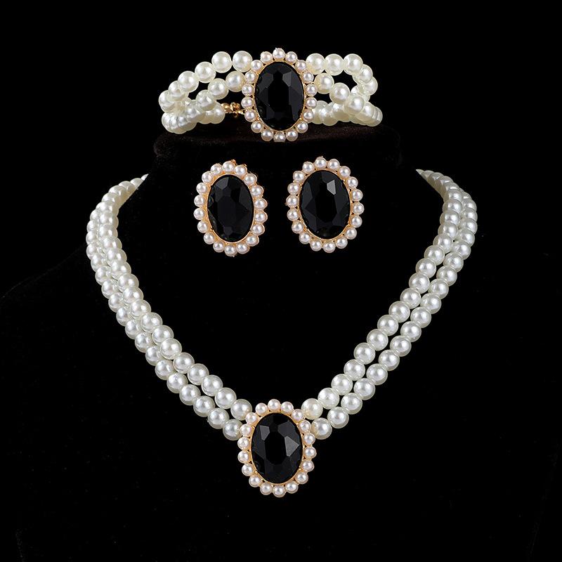 Multi-layer Neck Chain, Double-layer Imitation Pearl Oval Crystal Necklace, Stud Earrings, Bracelet, Three-piece Set.