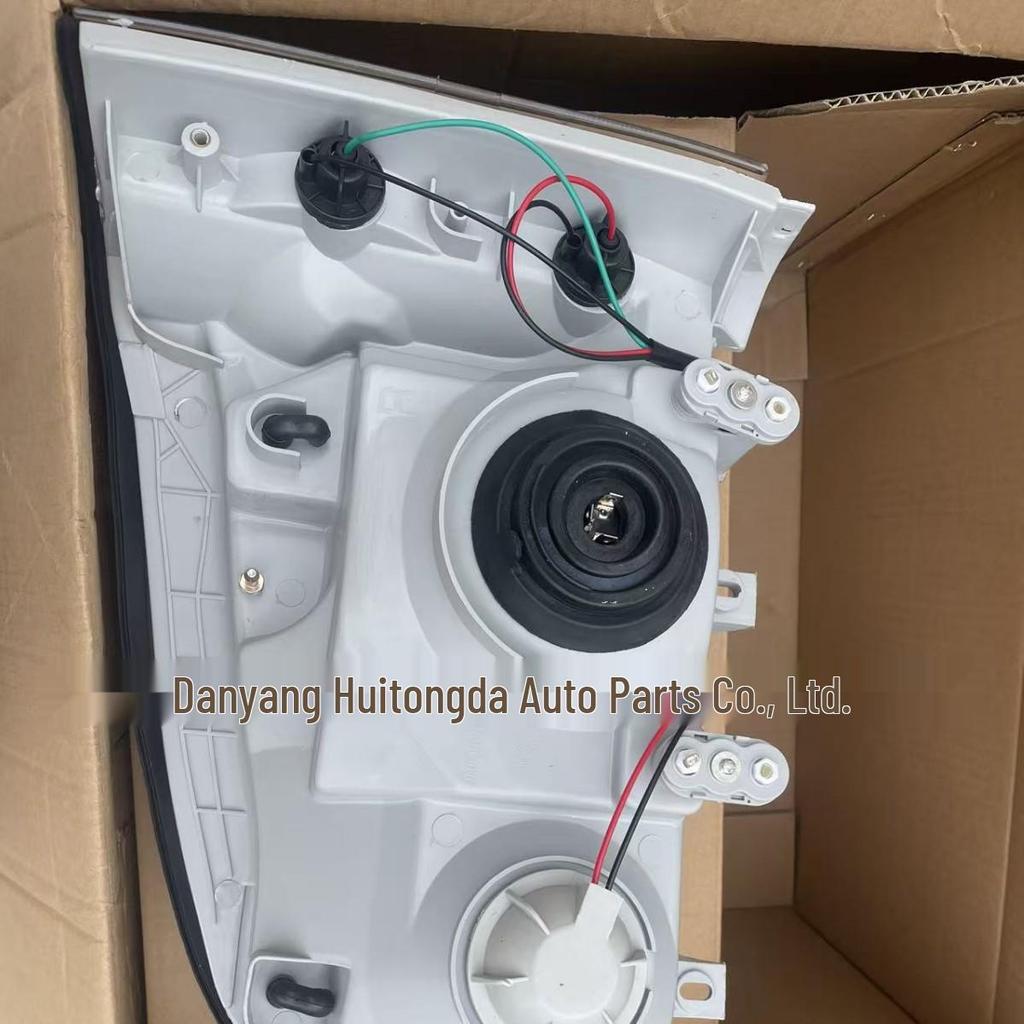 Compatible with Jianghuai 808 Headlight Assembly