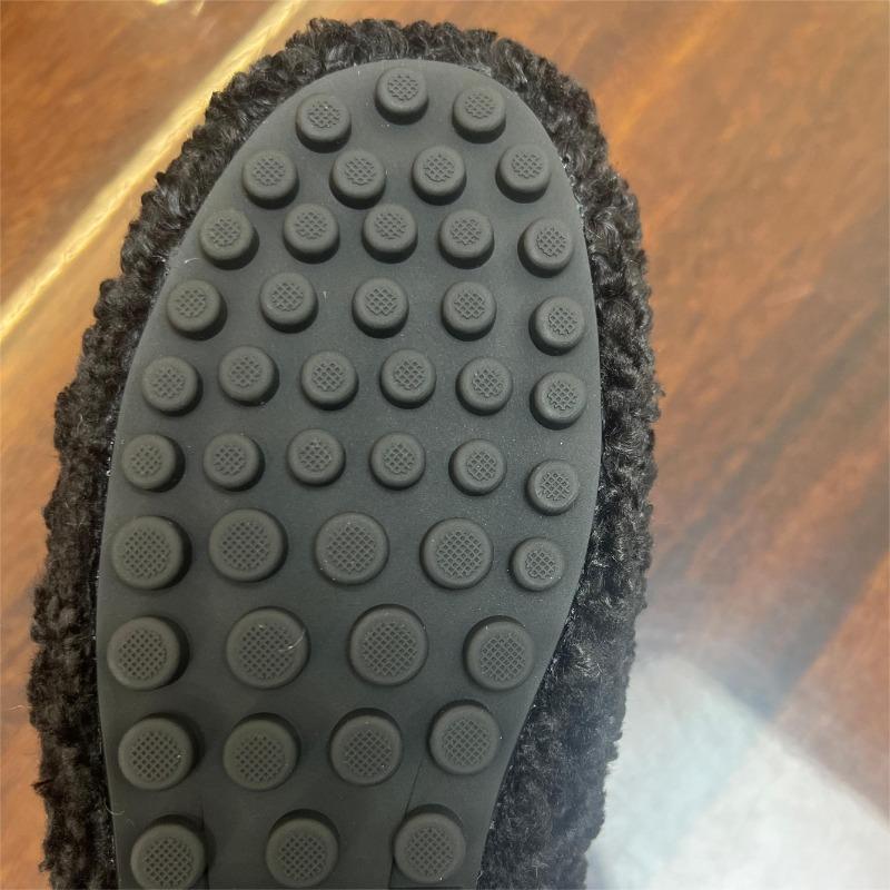 Fur Shoes Female Fall and Winter Outside 2025 Lamb's Wool Soybean Shoes Female Padded Flat Bottom Cotton Shoes Big Size