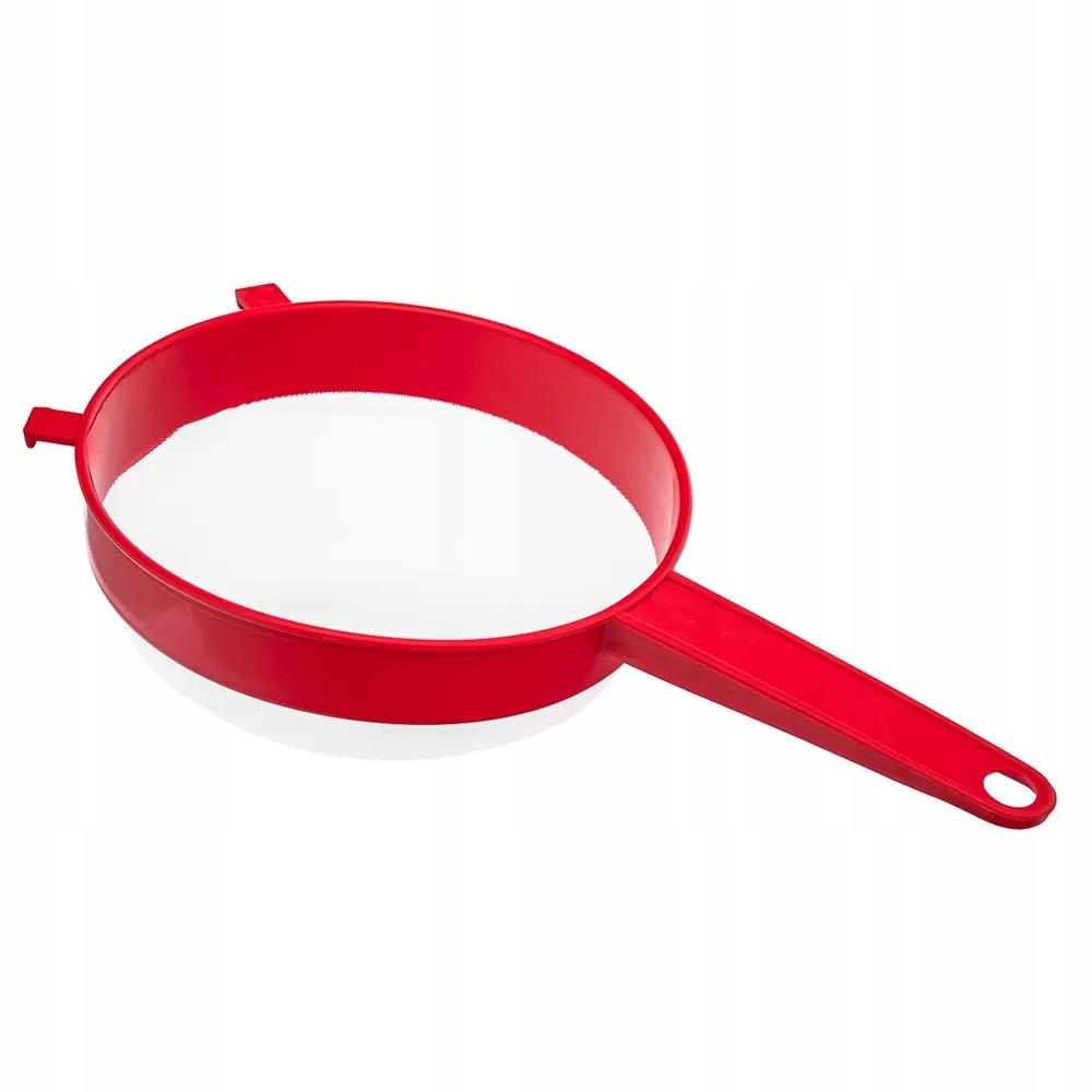 Sitko kuchenne plastikowe czerwone drobne oczka 15cm 1szt