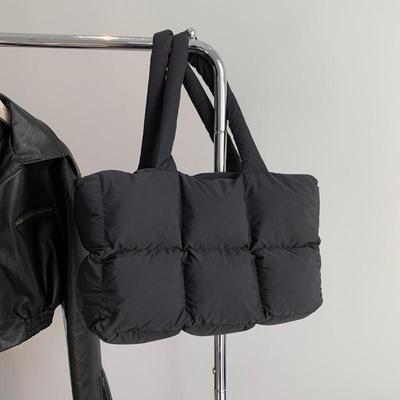 Koreanische Mode Große Kapazität Damen Nylon-Tragetasche, Frühjahr/Sommer Kollektion 2024 - Lässige Pendler-Umhängetasche