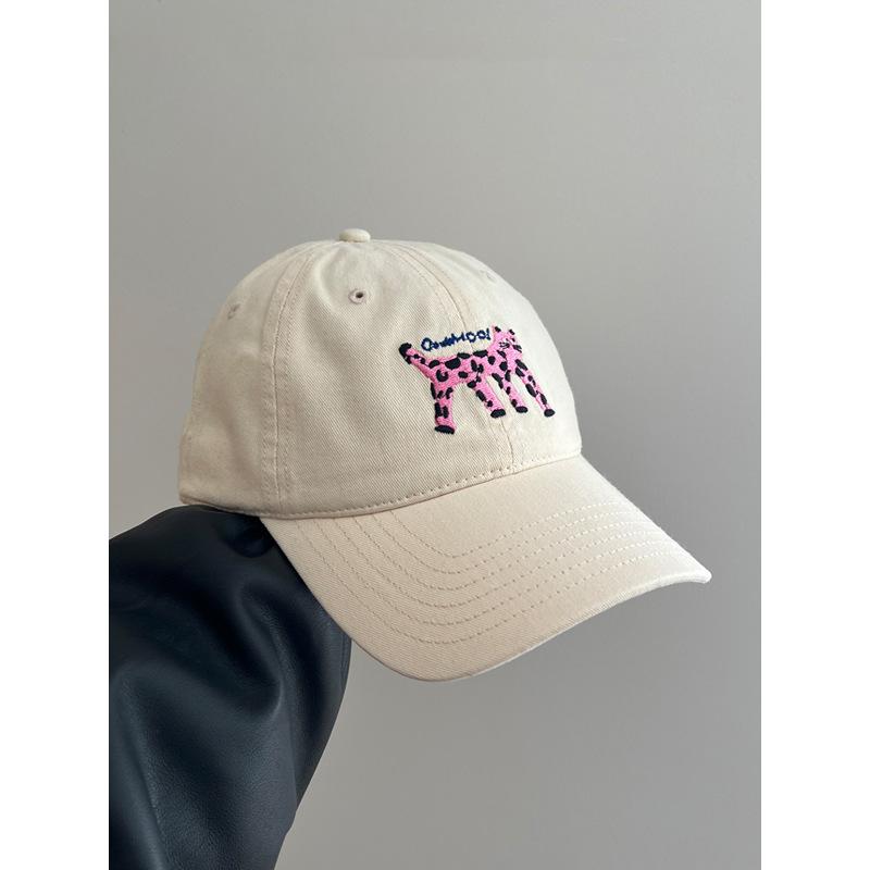 Cute spotted cat baseball hat women's spring summer new versatile student beige cap summer