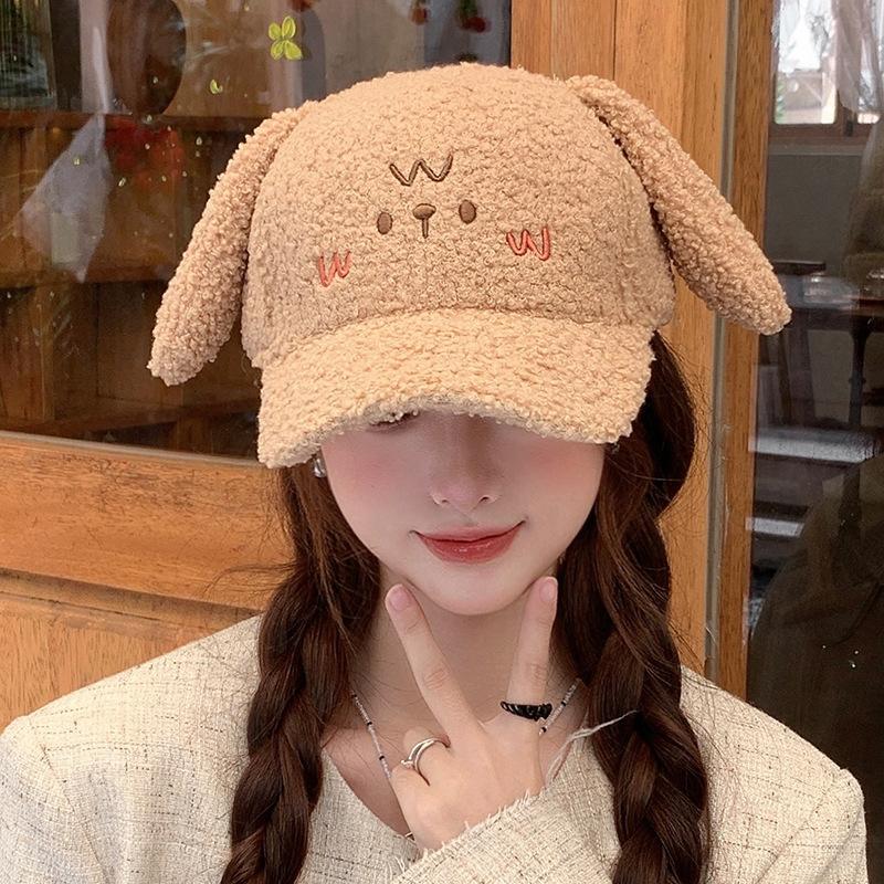 New Autumn and Winter Hat Female Cute Versatile Plush Cap Thickened Warm Face Small Baseball Cap Tide