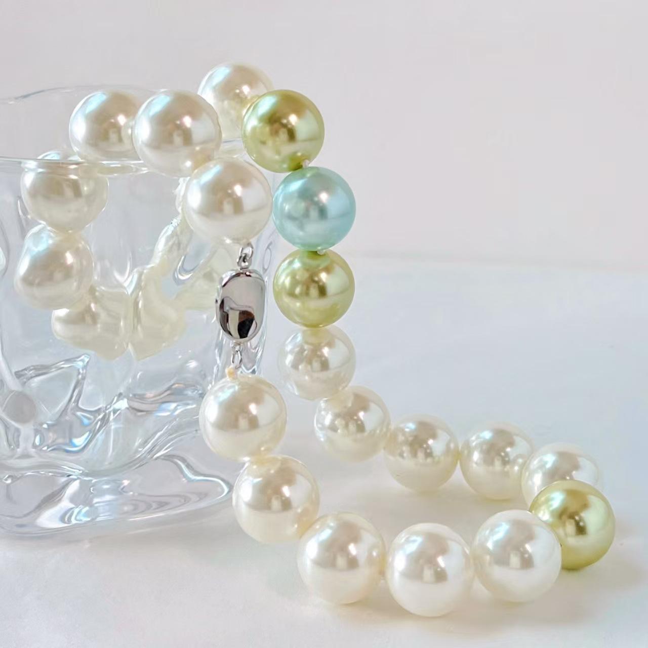 

Vintage 16Mm Large Granular High Quality Australian White Cold White Artificial Crystal Pearl Necklace Clavicle