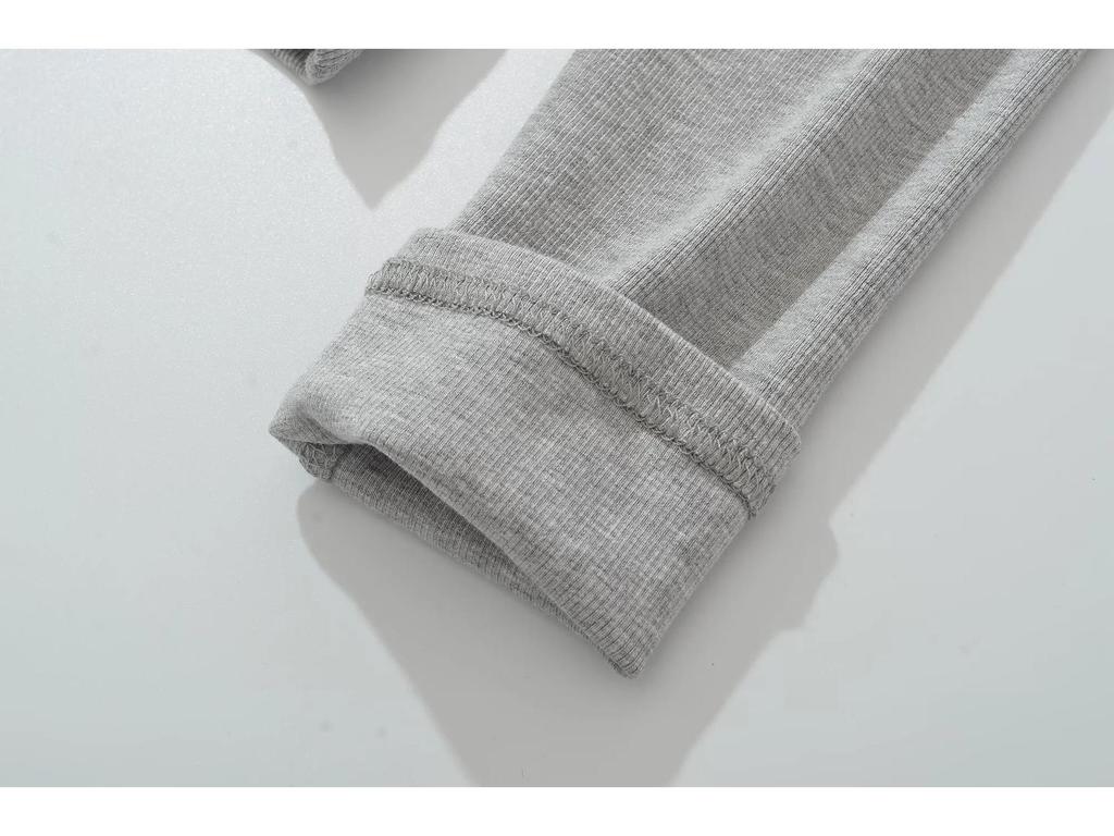 Women's White Slim Fit Henley Collar Long Sleeve T-Shirt – Perfect Waist-Cinching Base Layer for Autumn and Winter.