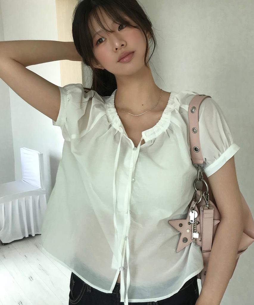 MIND BRIDGE WOMEN [W] Sheer Shirred White Short Sleeve Blouse