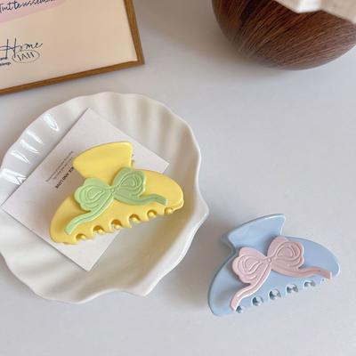 1pc Small and Niche Design, Bow Clip, Medium-sized Color Blocked Hair Clip, Disc Hair, Shark Clip Hair Accessory
