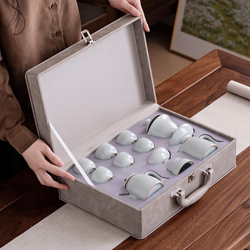 Ba Fang Li Koi 11-Piece Ceramic Tea Set