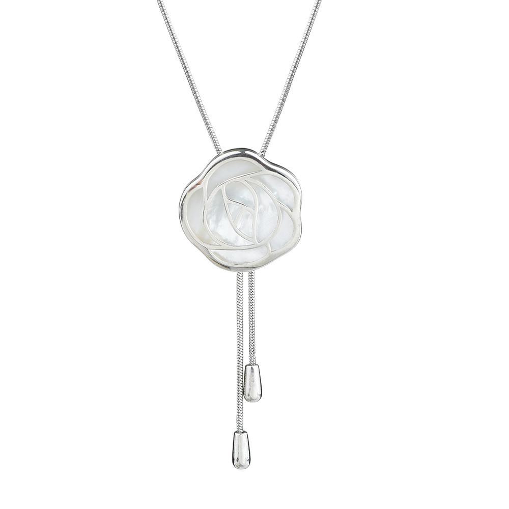 Shell Rose Eyecatching Flower Pendant Jewelry With Sleek Snake Chain Design