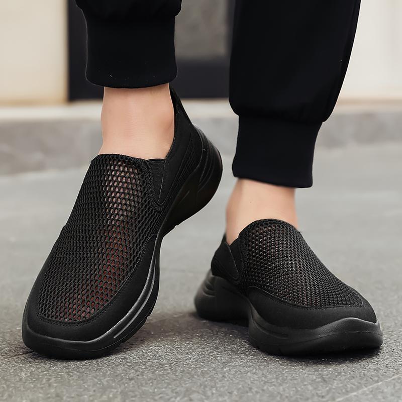 Slip-On Dad Shoes Non-Slip Breathable Soft Bottom Lightweight Large Size Casual Beijing Cloth Shoes for Men Comfortable
