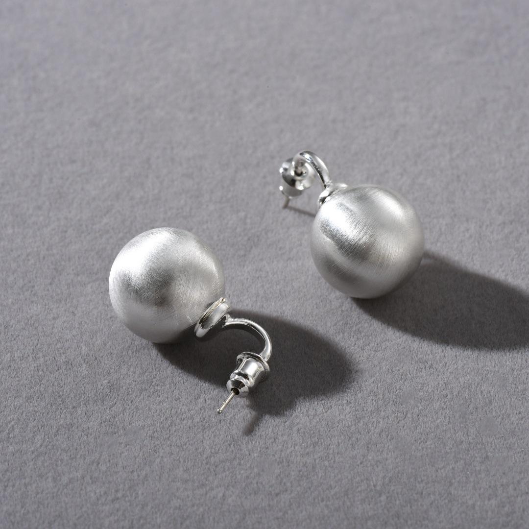 

Original Design Metal Brushed Matte Ball Earrings S925 Silver Needle Commuting Essential Simple Versatile Stud Earrings