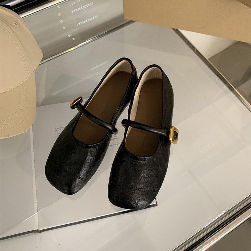 Женские туфли-лодочки женские весенне-осенние новые корейская версия французские ретро туфли бабушки женские на плоской подошве сказочные туфли Мэри Джейн 35 чёрный 2398₽