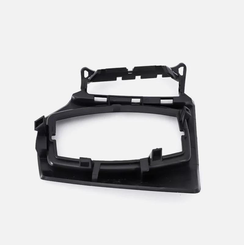 Ramka ozdobna przełącznika świateł do Forda Focus 2012-2018 (wersja lewostronna)