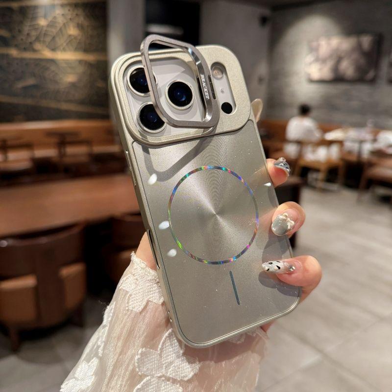Hardware lens holder with ice crystal glitter and magnetic aurora CD pattern suitable for Apple 17PM phone protective case
