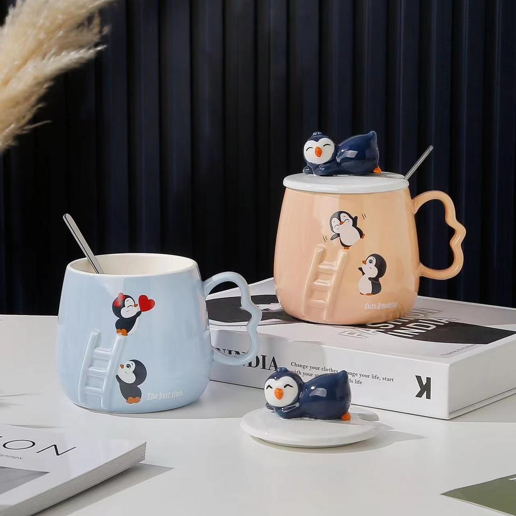 Ceramic Cup with Lid Creative Cartoon Three Dimensional Relief Penguin Mug  Office Home  Student Gift and Souvenir