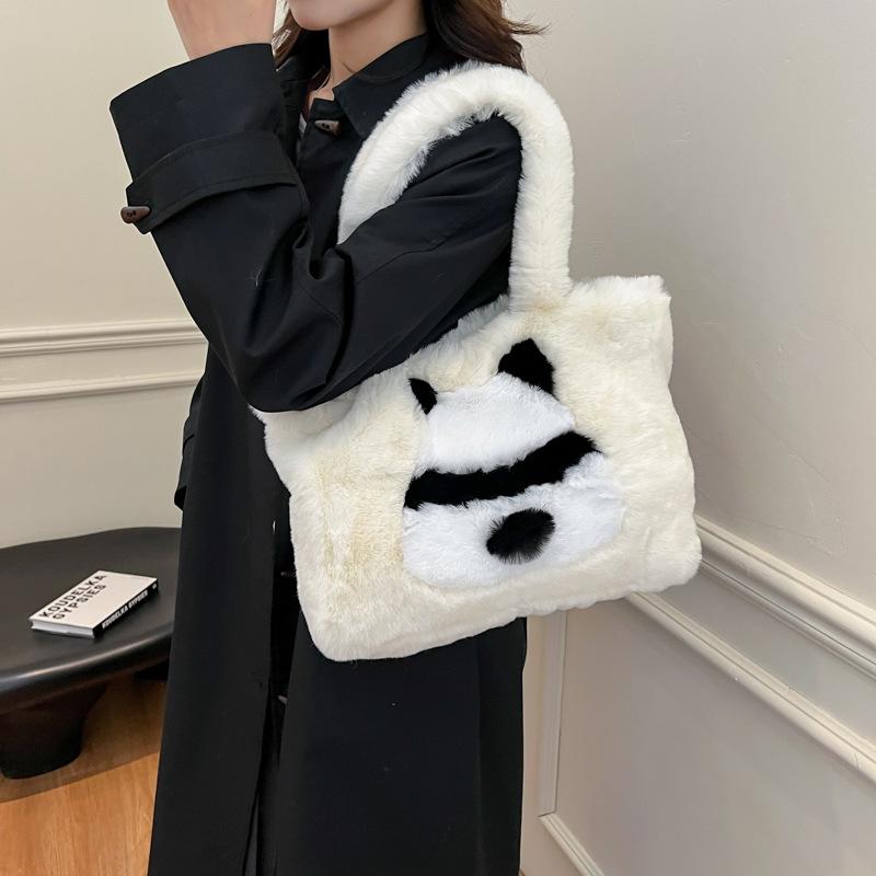 

Плюшевая нишевая креативная сумка-тоут с попой панды 2025 новая милая вместительная сумка через плечо/кроссбоди 30*10*26 белый