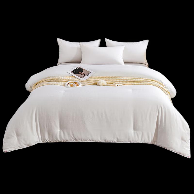 

Hongdou Berlin Tussah Silk Blend Quilt