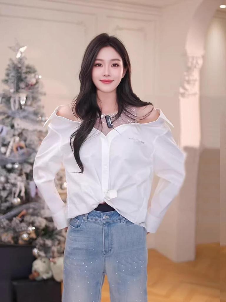 2026 Early Spring New Style Off-Shoulder Letter Crystal Mesh Patchwork Loose Long-Sleeve Women's Top