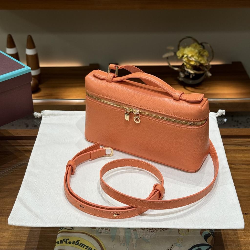 First layer cowhide granular lunch box bag schoolbag shoulder messenger bag versatile tide