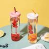 "Durable, Shatter-resistant Couple's Straw Cup with Dry/wet Separation and Large Capacity, Perfect for On-the-go Use."