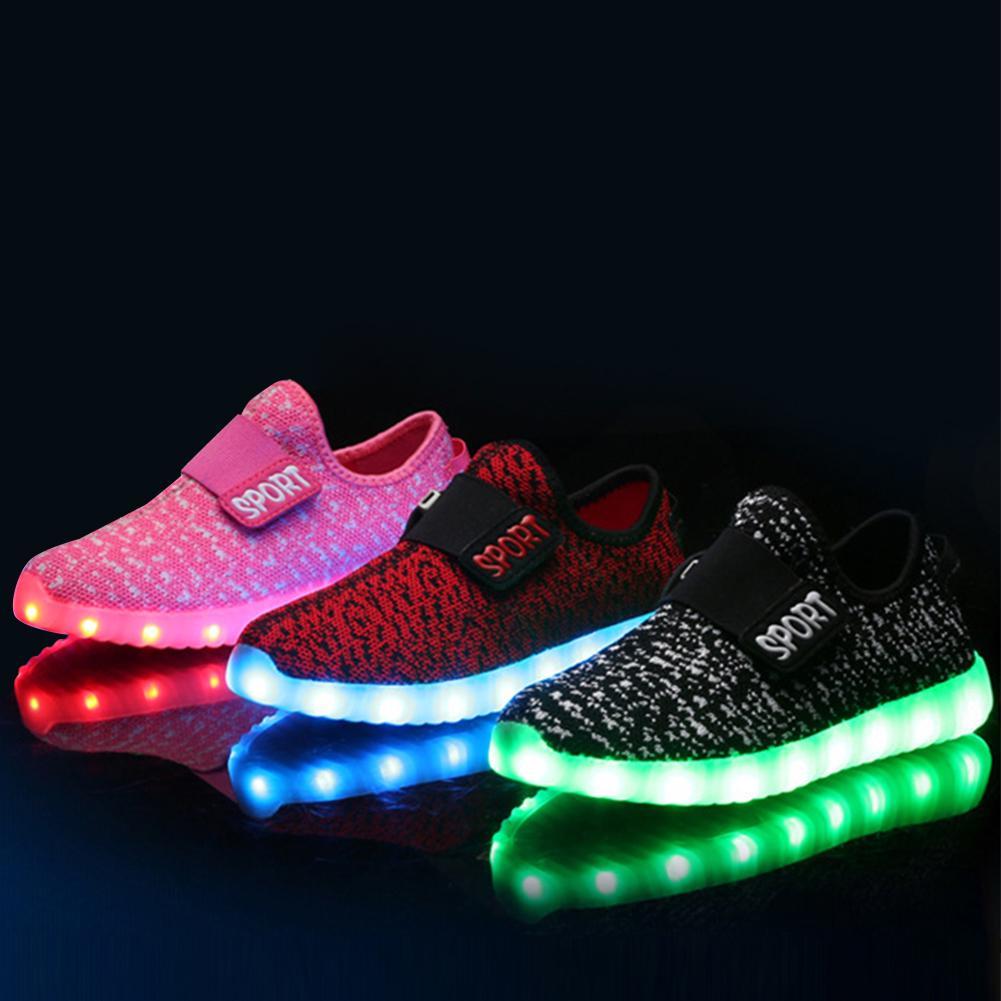 Eleganti Scarpe da Ginnastica Unisex con Luci LED per Bambini in Tessuto di Tela Traspirante