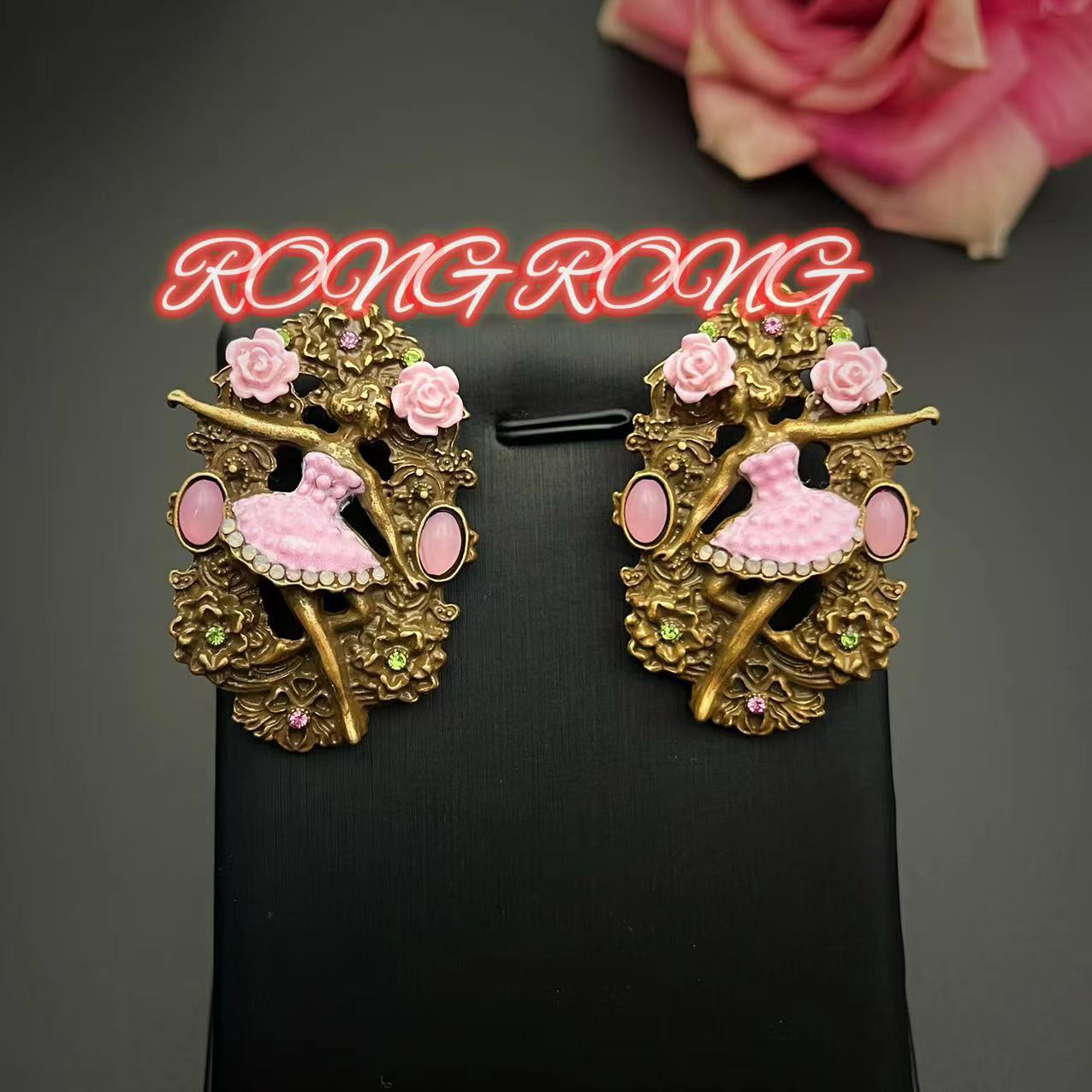 Европейские и американские винтажные серьги-гвоздики с изображением розовой балерины, тяжелая промышленность, винтажный темперамент, эмалированные глазурованные средневековые серьги