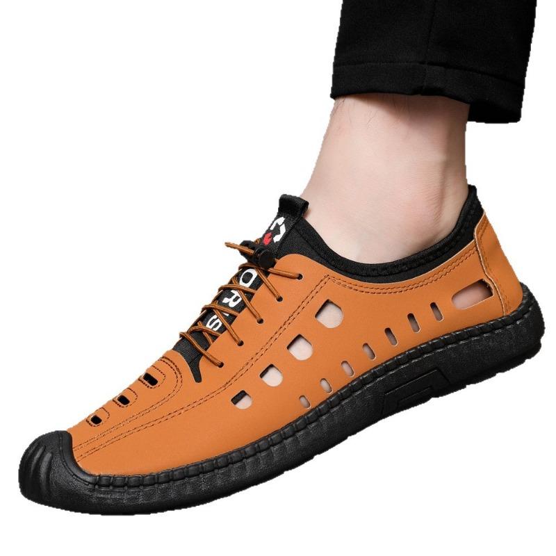 Summer New Men's Leather Shoes Wading Shoes Hollow Surface Casual Shoes One Pedal Soft Sole Breathable Driving Shoes