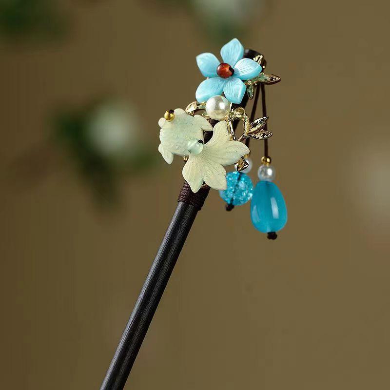 Light Luxury Ancient Style Hairpin Vintage Elegant Chinese Hair Stick For Women Handmade Exquisite Flower Tassel Hairpins