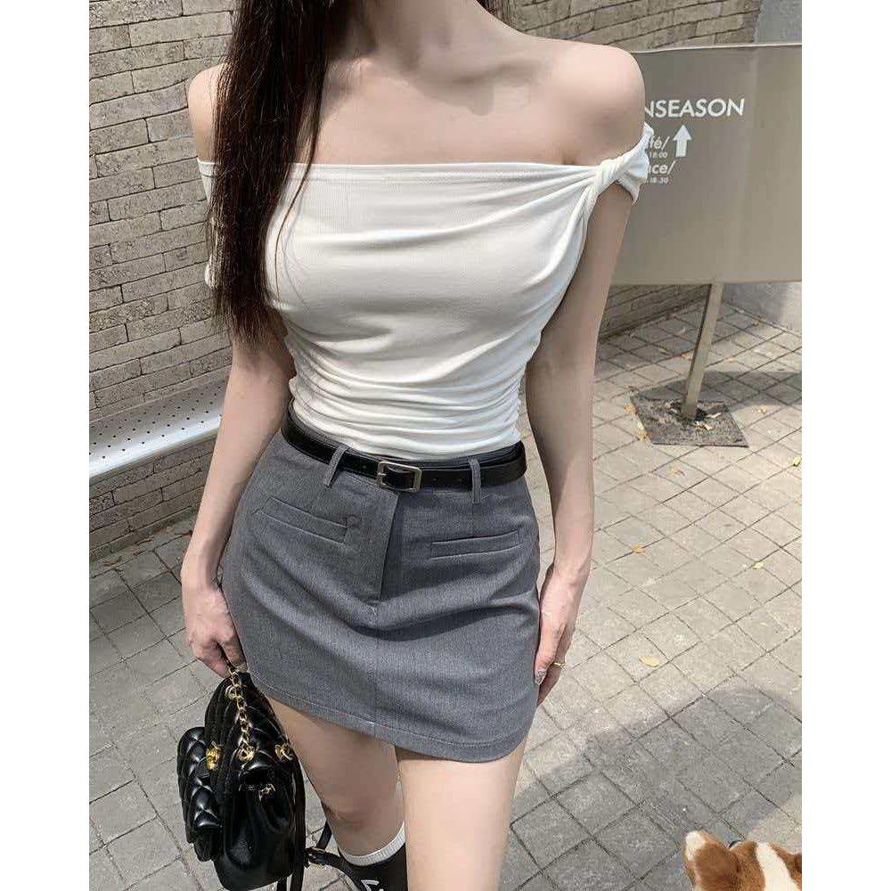 Pure desire chic design kink slanted shoulder short-sleeved T-shirt women's summer new Spice Girl short black top