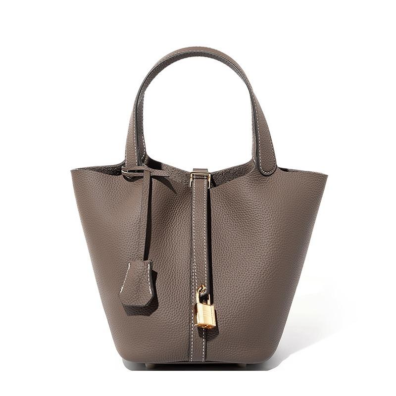Bags New bucket bags Vegetable baskets Women's bags Leather handbags Bridal wedding bags Premium sense