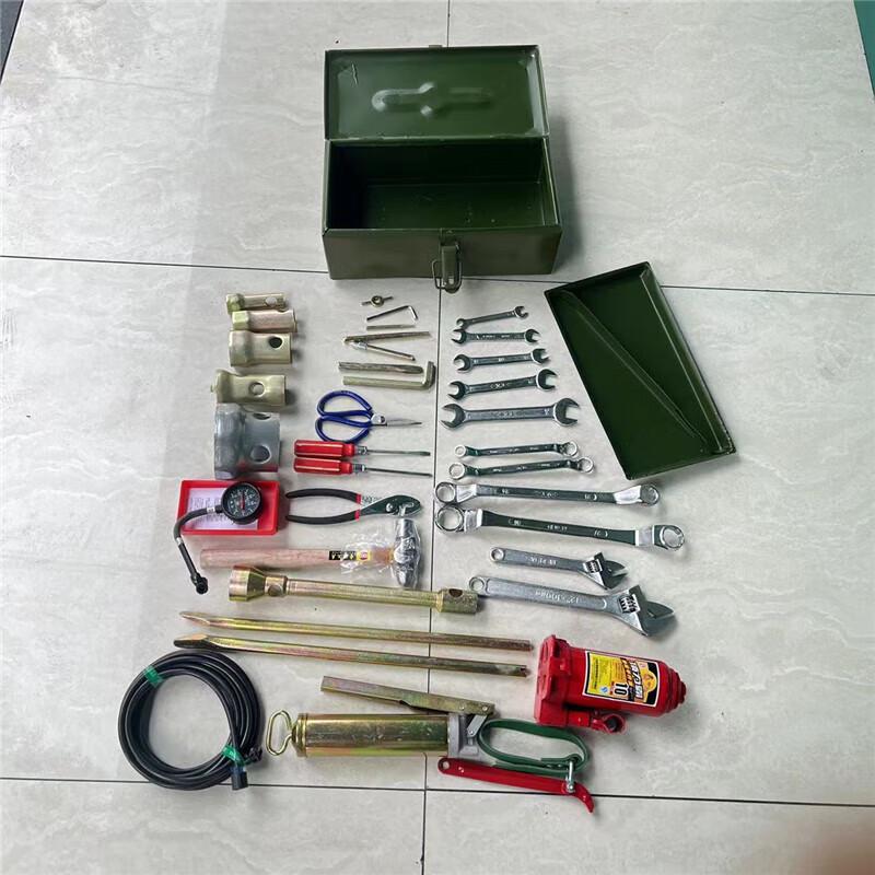 Dongfeng Cummins EQ2102 Military Vehicle 36-Piece On-board Tool Kit