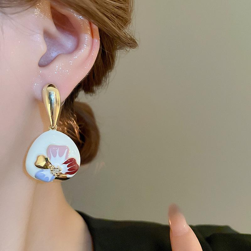 Retro Drip Oil Inlaid Diamond Flower Silver Needle Earrings in French Court Style - Elegant Geometric Water Drop Design for Women