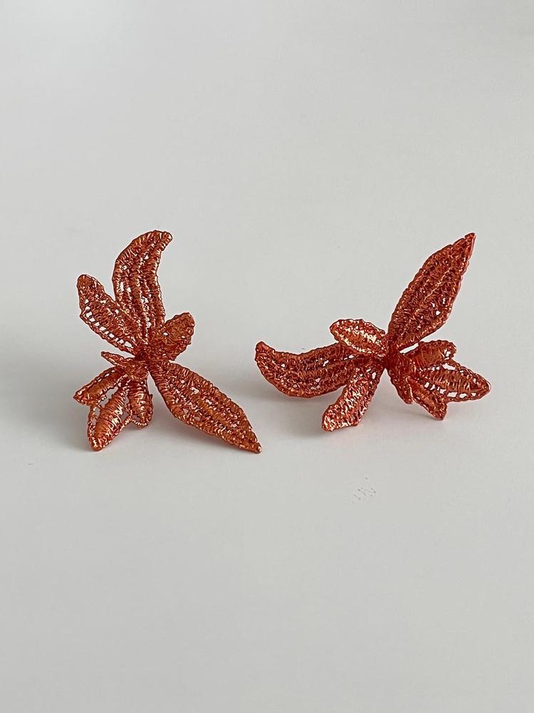Elyona Garden Studs