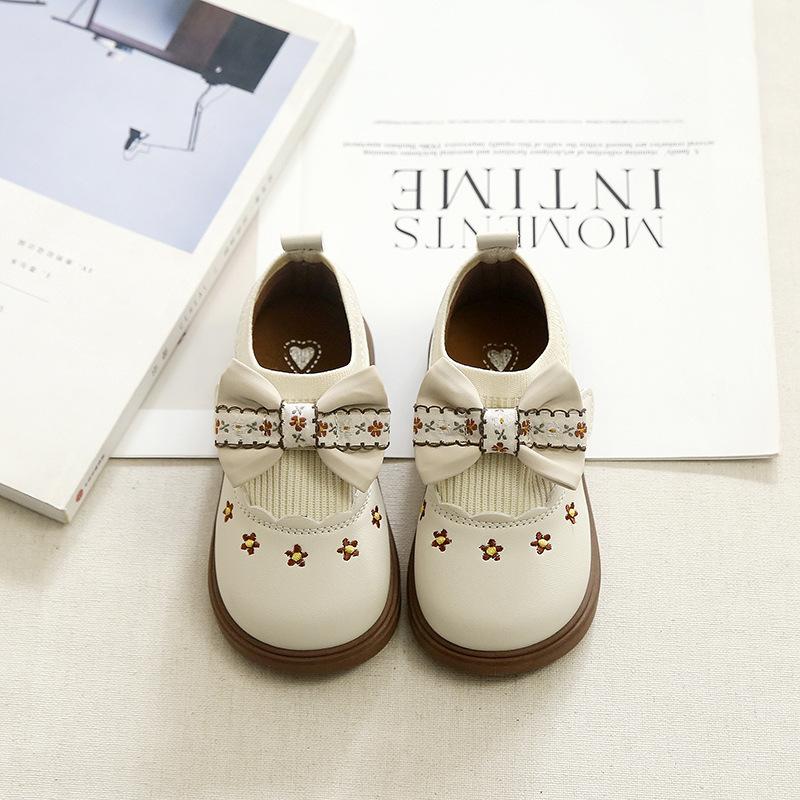 New Autumn and Winter Girls Bow Comfortable and Fashionable Soft-soled Leather Shoes