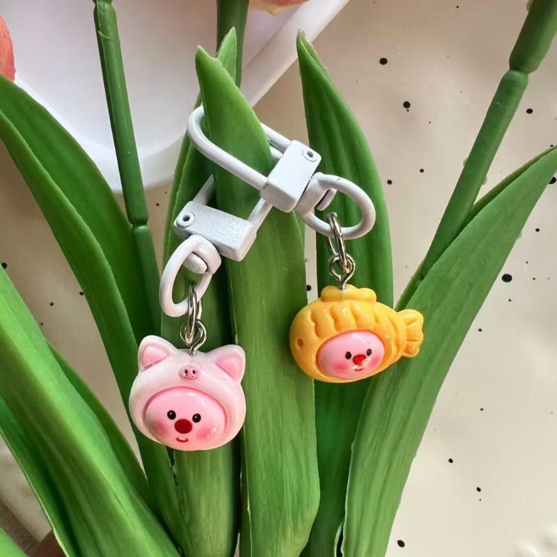 Cute Resin Keychain Loopy Keychain Resin Cartoon Doll Pendant Cute Accessories Perfect Gift for Woman Girls Children
